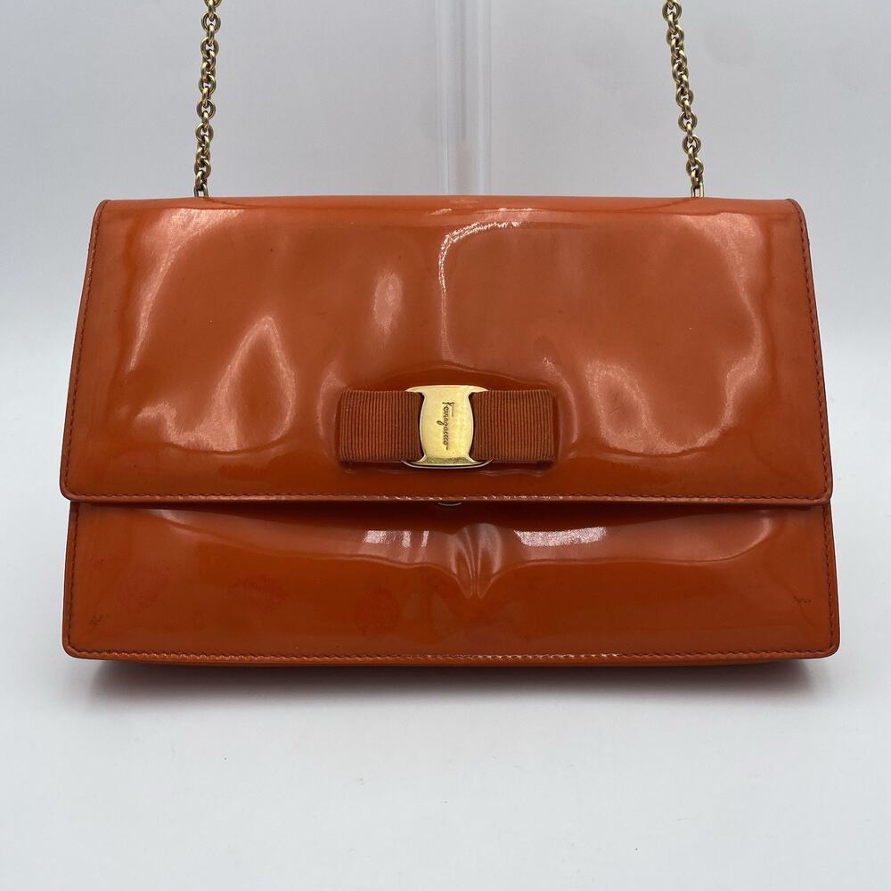 Salvatore Ferragamo Ginny Shoulder Bag Orange Patent Leather Crossbody Gold Med